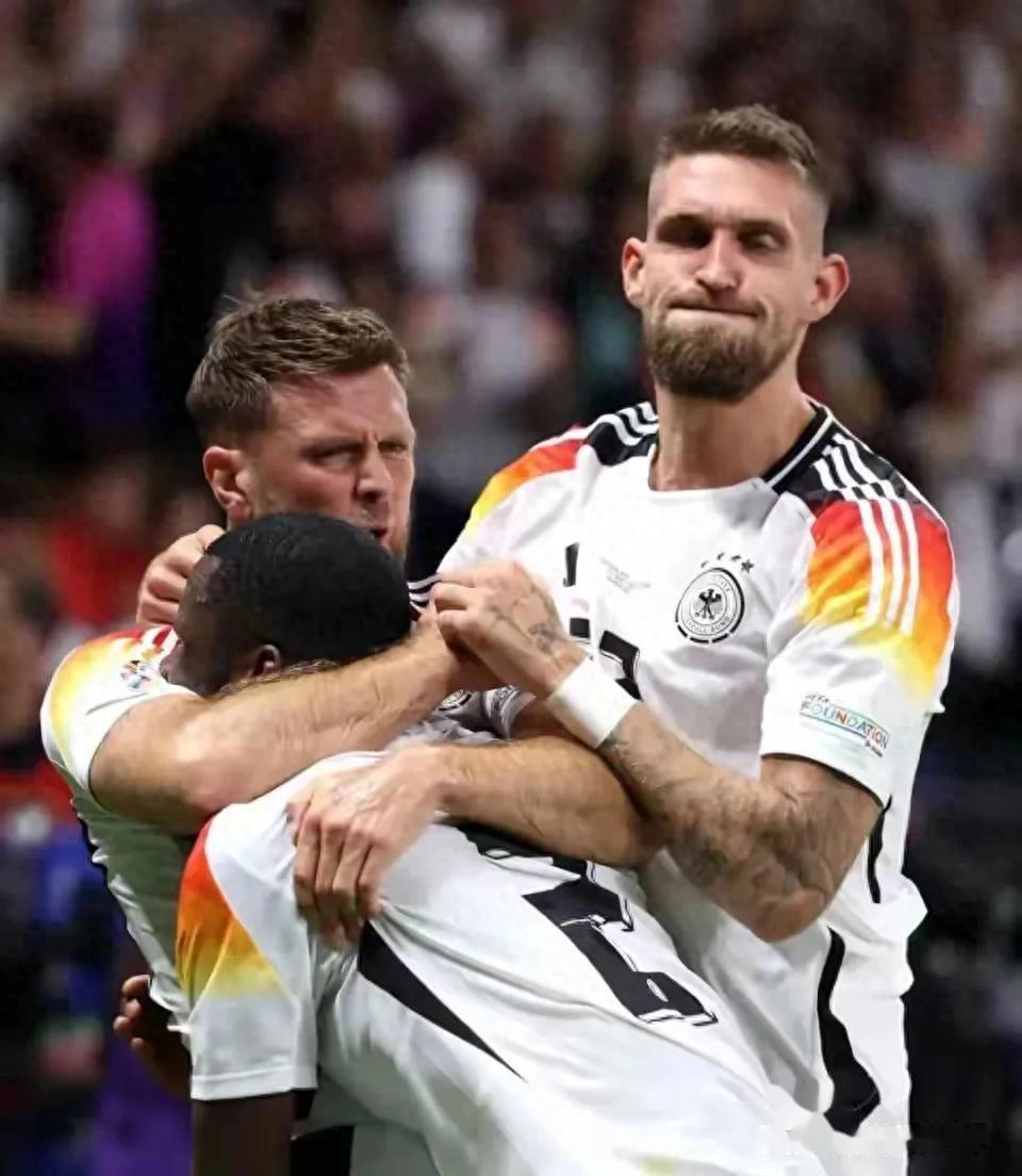 详细阅读:Kaiyun中国官网-赛地聚焦:德国杯转会期热度飙升;俄克拉荷马雷霆伤情更新;赛场秩序良好;阵容厚度经受考验的简单介绍 Kaiyun中国官网-赛地聚焦:德国杯转会期热度飙升;俄克拉荷马雷霆伤情更新;赛场秩序良好;阵容厚度经受考验的简单介绍