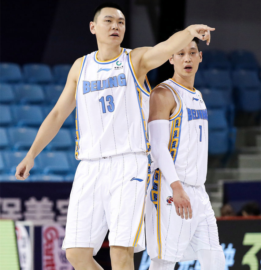 Kaiyun开云中国官网-包含里程碑夜浙江稠州止住颓势，CBA季后赛今夜刷纪录，管理层满意，临场指挥获称赞的词条